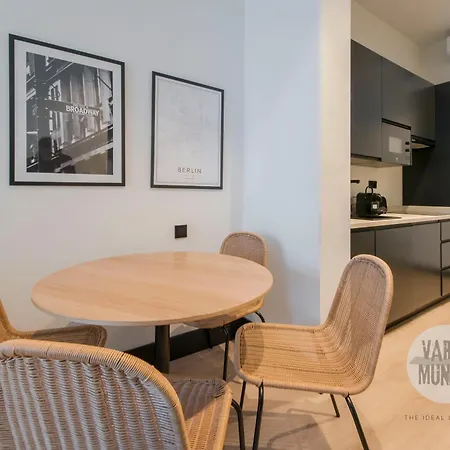 Duque De Rivas 1 To 10Pax Apartment Madrid Exterior photo